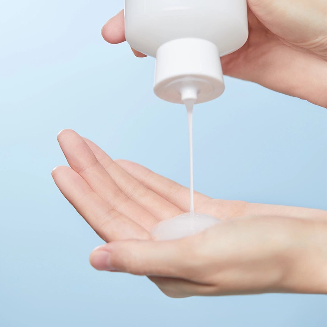 ILLIYOON Ceramide Derma Relief Skin Softener 250ml-thekimyoung.com