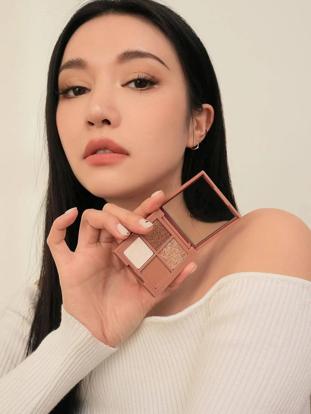 3CE MINI MULTI EYE COLOR PALETTE 3.5g #CASUAL TALK-thekimyoung.com