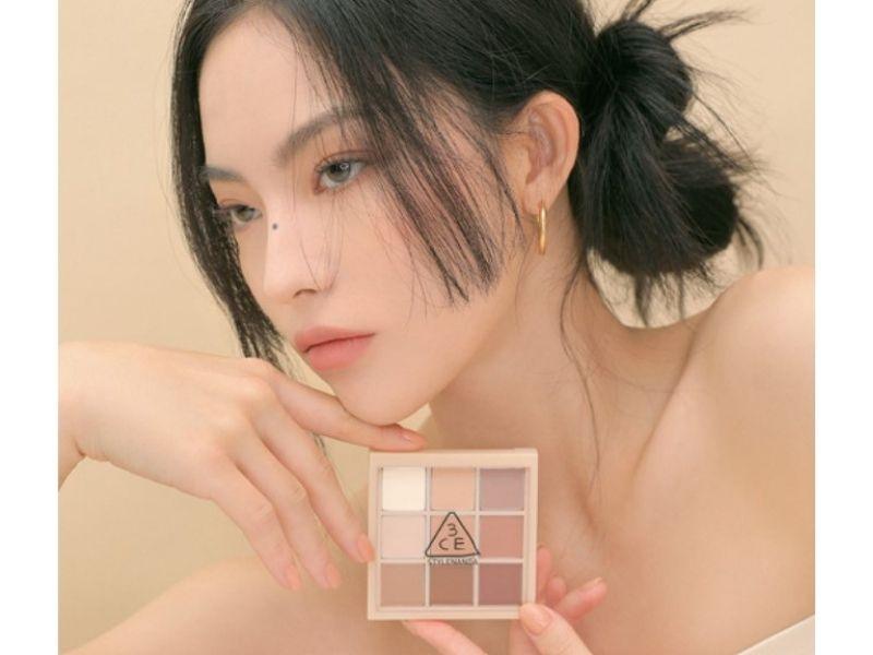 3CE Multi Eye Color Palette 8.1g #SMOOTHER-thekimyoung.com