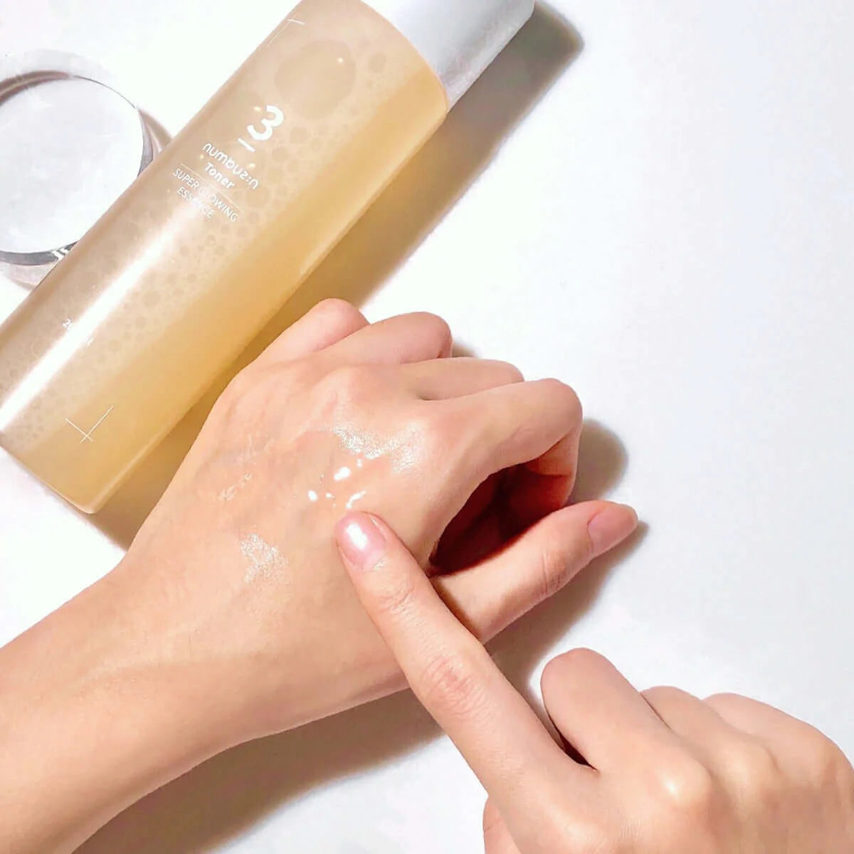 numbuzin No.3 Super Glowing Essence Toner-thekimyoung.com