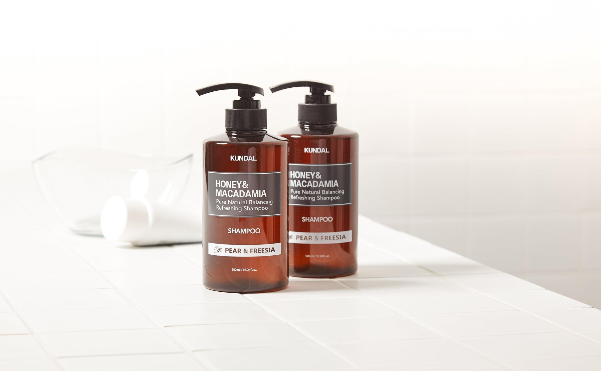 KUNDAL HONEY&MACADAMIA Pure Natural Balancing Refreshing Shampoo 500ml #PEAR & FREESIA-thekimyoung.com
