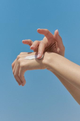 celimax Oil Control Light Sunscreen SPF50+ PA++++ 40ml Sunscreen celimax