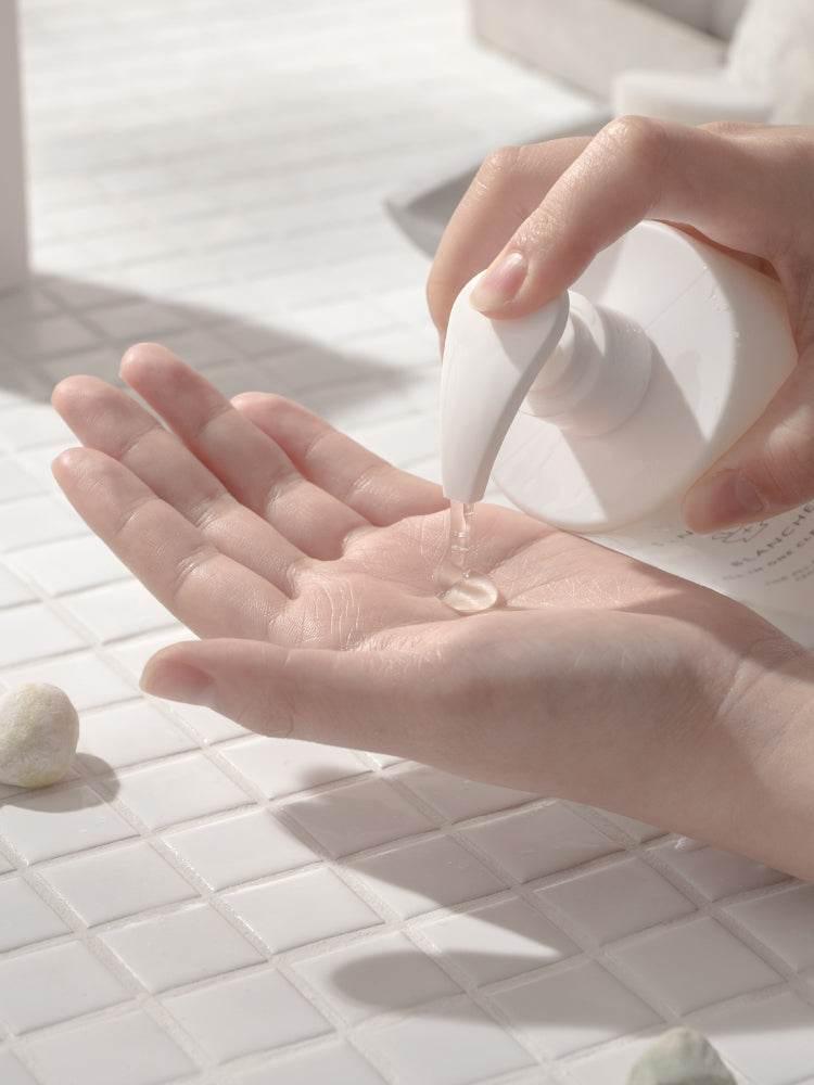 S.NATURE Blanche Cleanser 260ml-thekimyoung.com