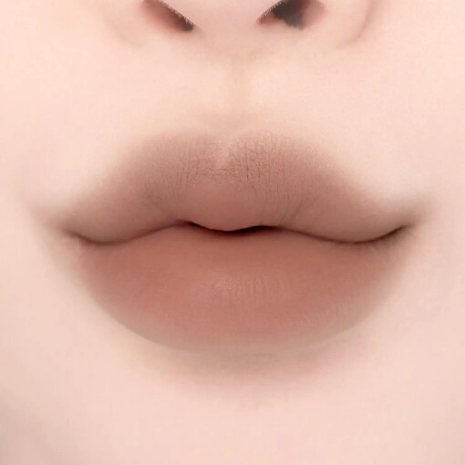 lilybyred Smiley Lip Blending Stick 0.8g-thekimyoung.com